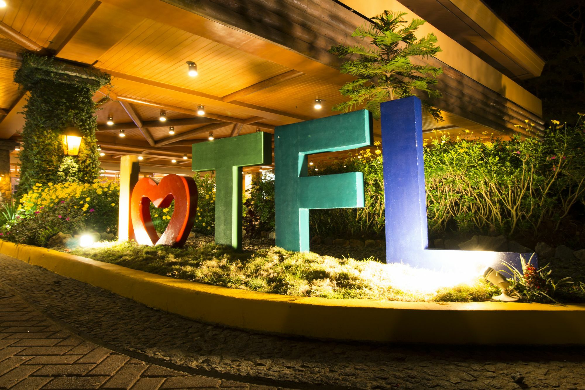 Baguio Forest Lodge At Camp John Hay 001A Baguio City Exterior photo